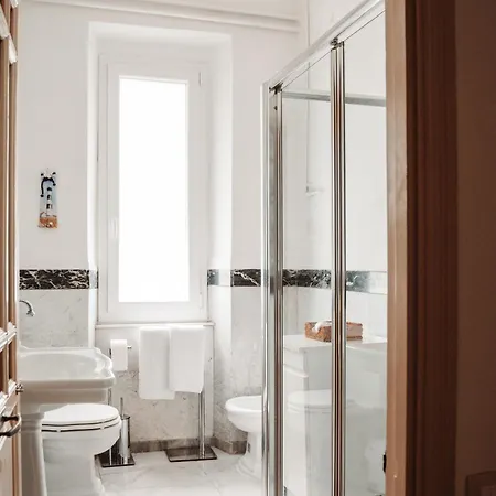Casa Elegante In Mezzo Al * لا سبيتسْيا