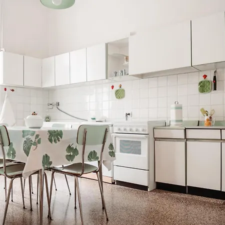 Casa Elegante In Mezzo Al * لا سبيتسْيا