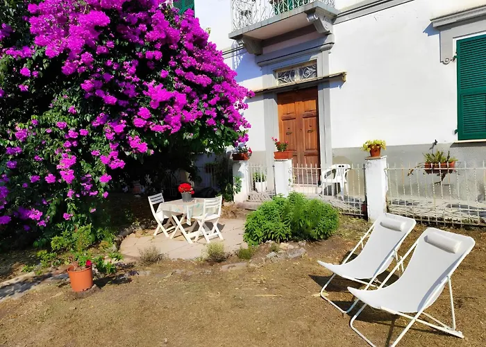 Casa Elegante In Mezzo Al